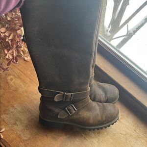 Timberland waterproof tall boots🧸